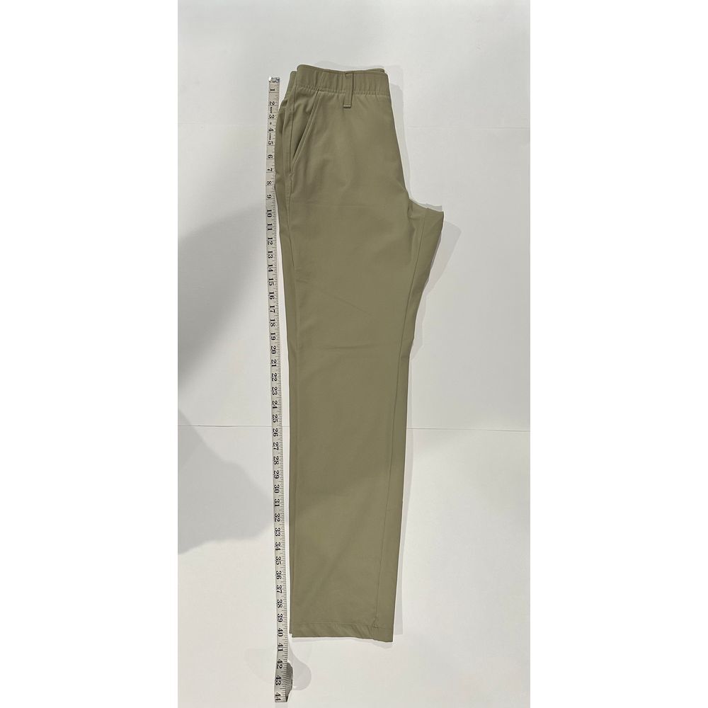 Under Armour ‎ Khaki Chino Pants - Size 30x32. - Picture 4 of 9